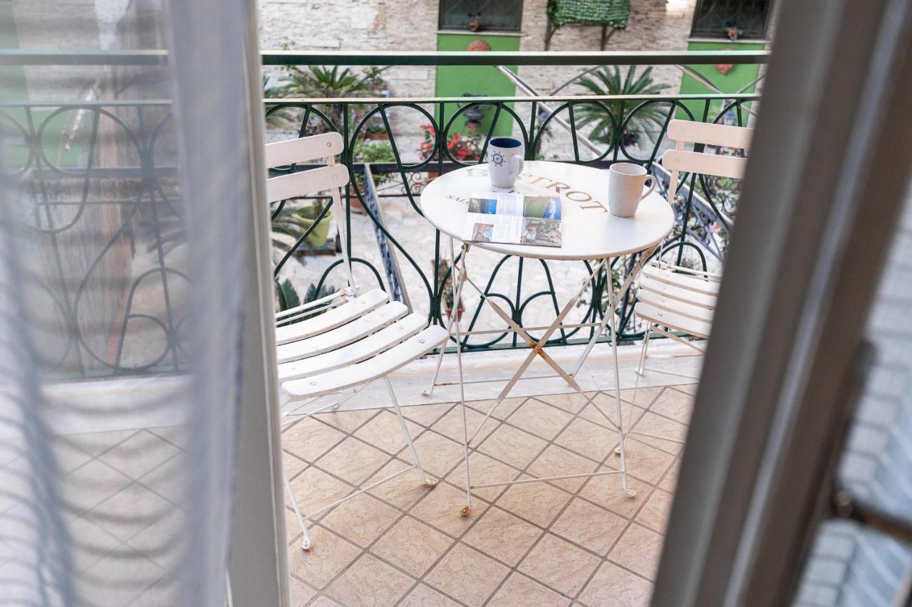 B&B Sapore Di Mare Gaeta Buitenkant foto